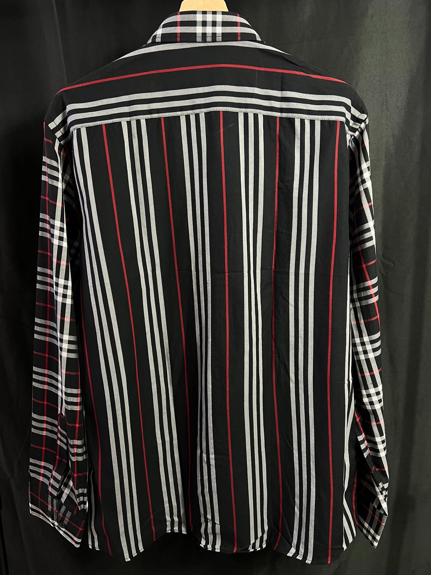 Camisa Burberry Clasica Negra UA