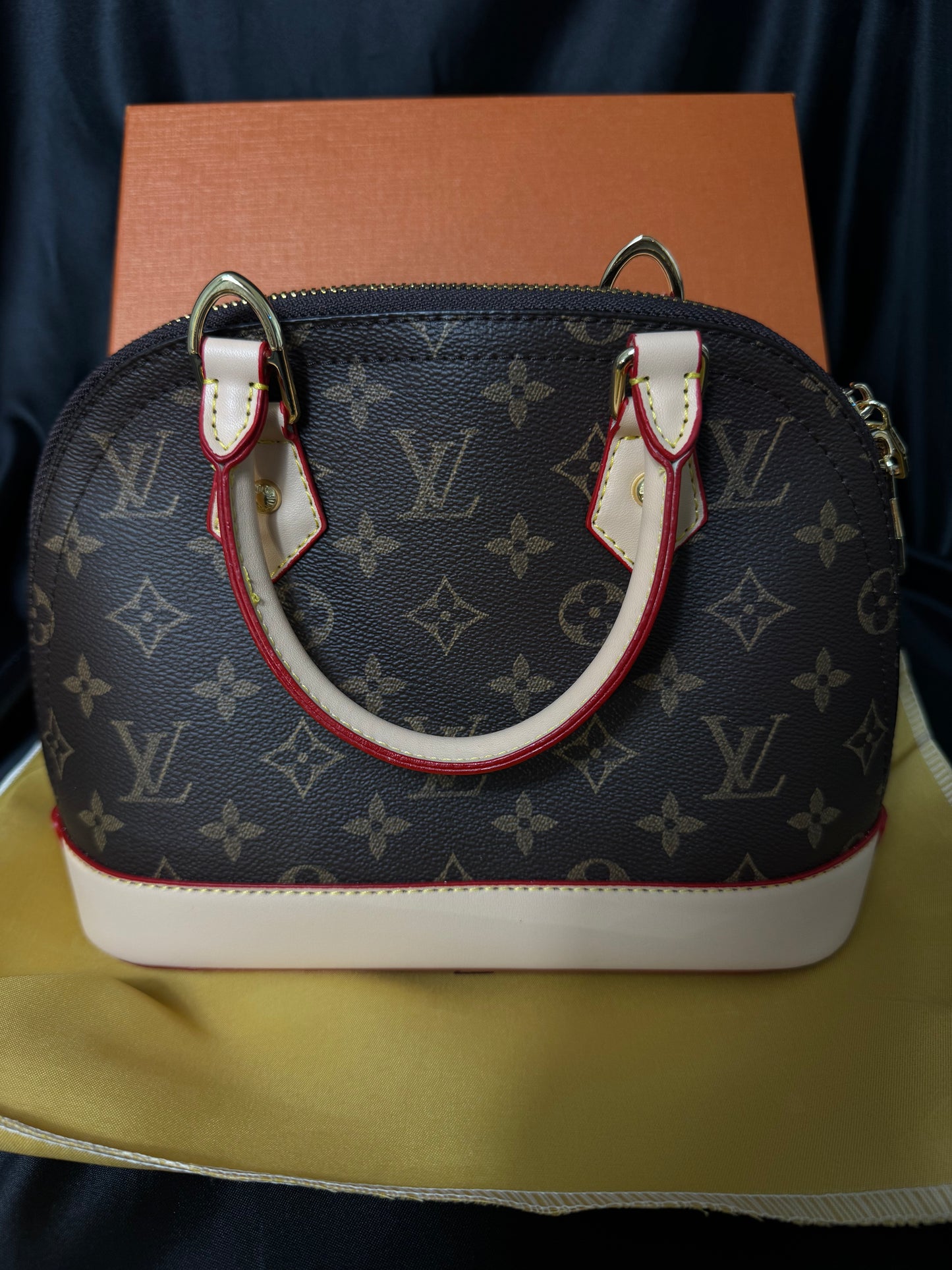 Louis Vuitton Alma BB Monogram