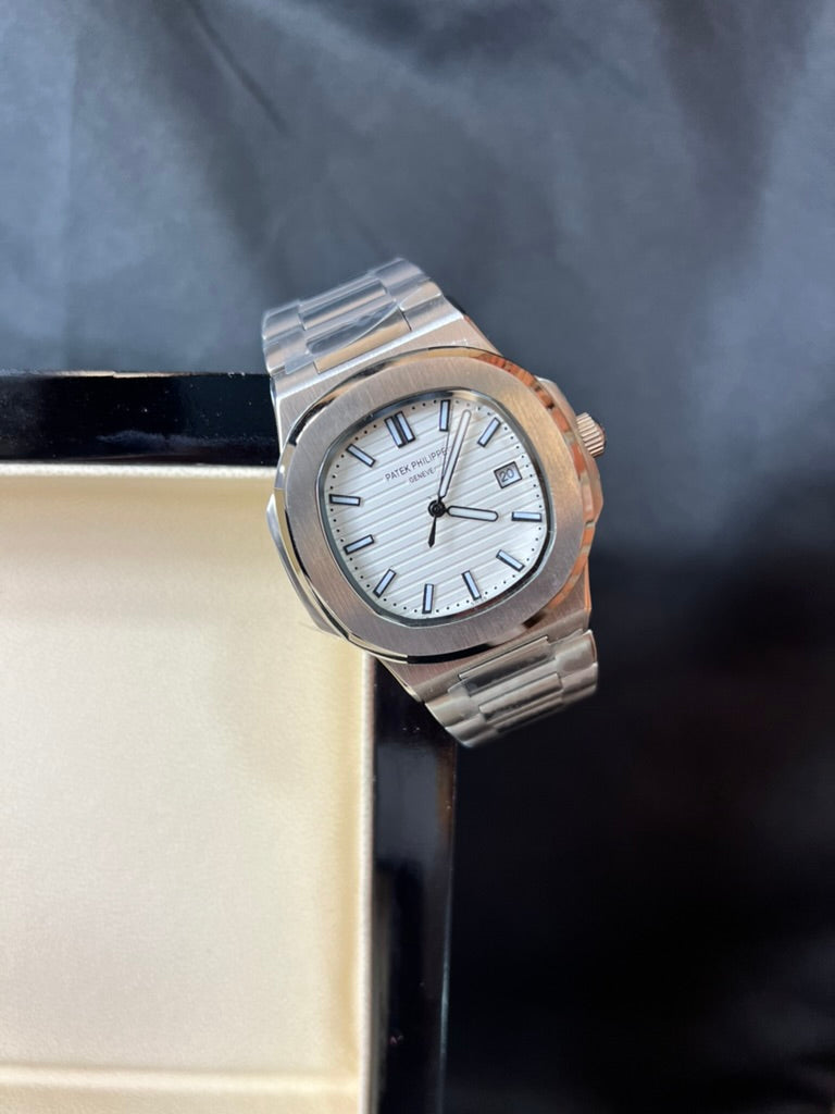 Patek Philippe Nautilus Blanco