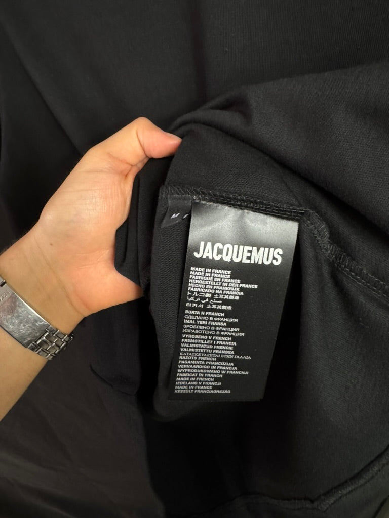 Playera Jacquemus Logo Negra UA