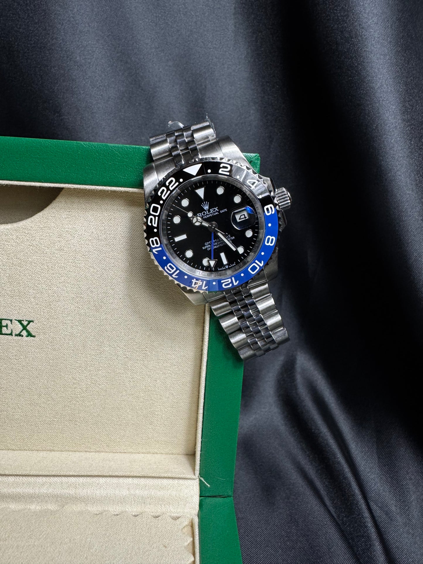 Rolex – GMT-Master II “Batgirl”