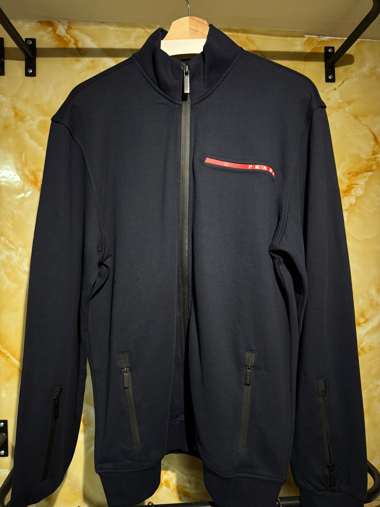 Prada Hoodie Negro Cierre