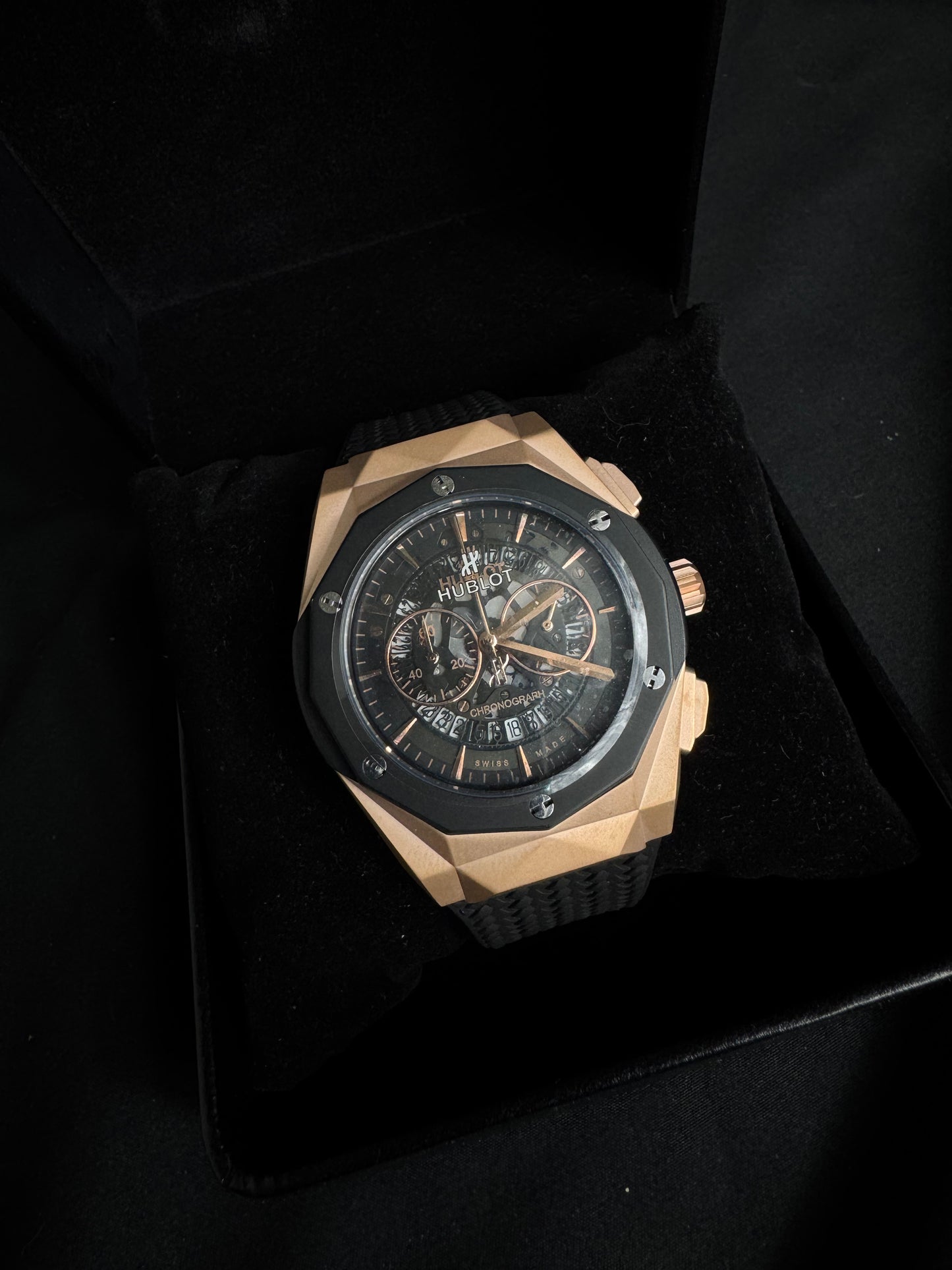 Hublot Classic Fussion Aerofusion Rose Gold Ceramic