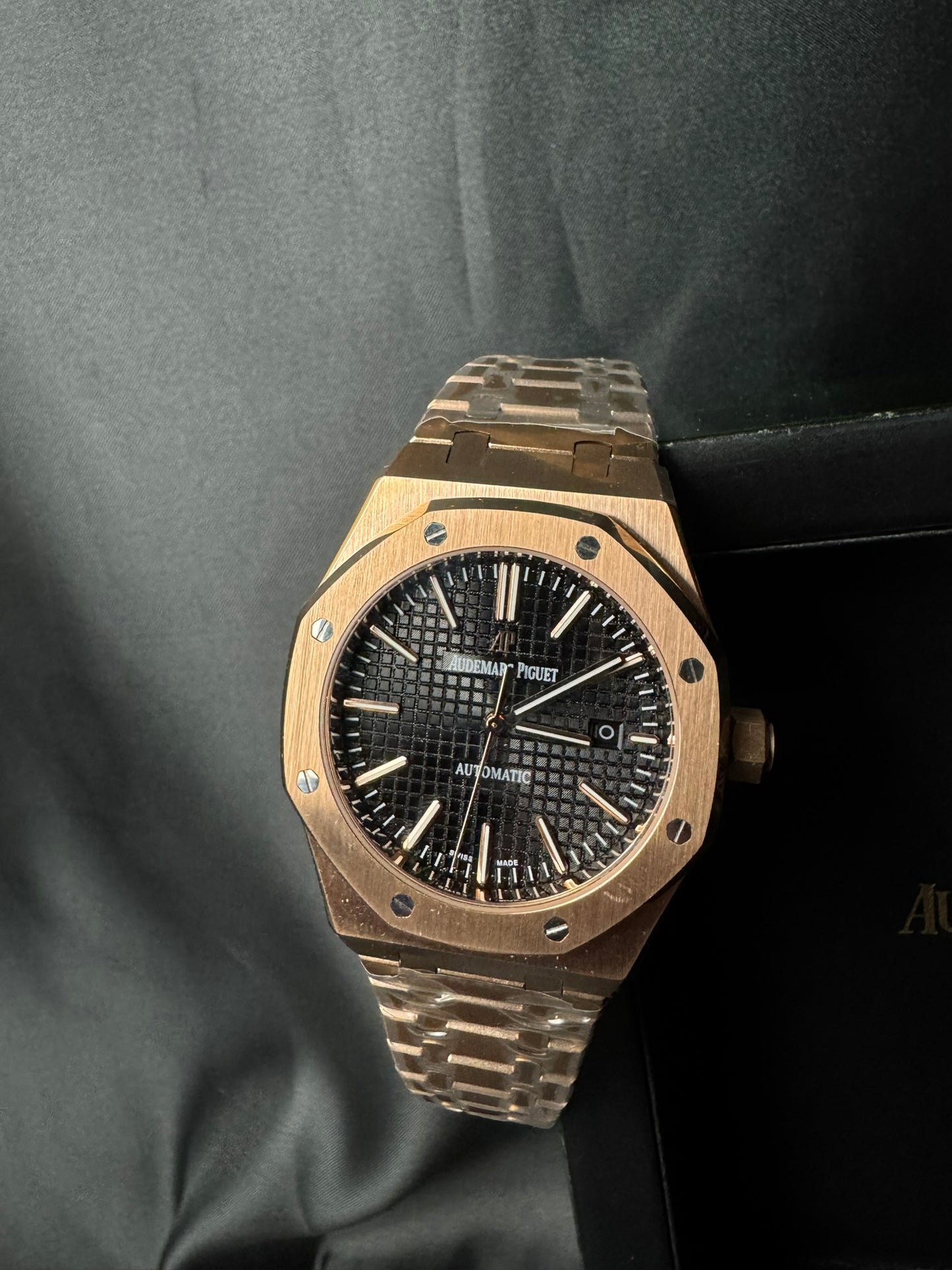 AP Royal Oak Oro Rosa