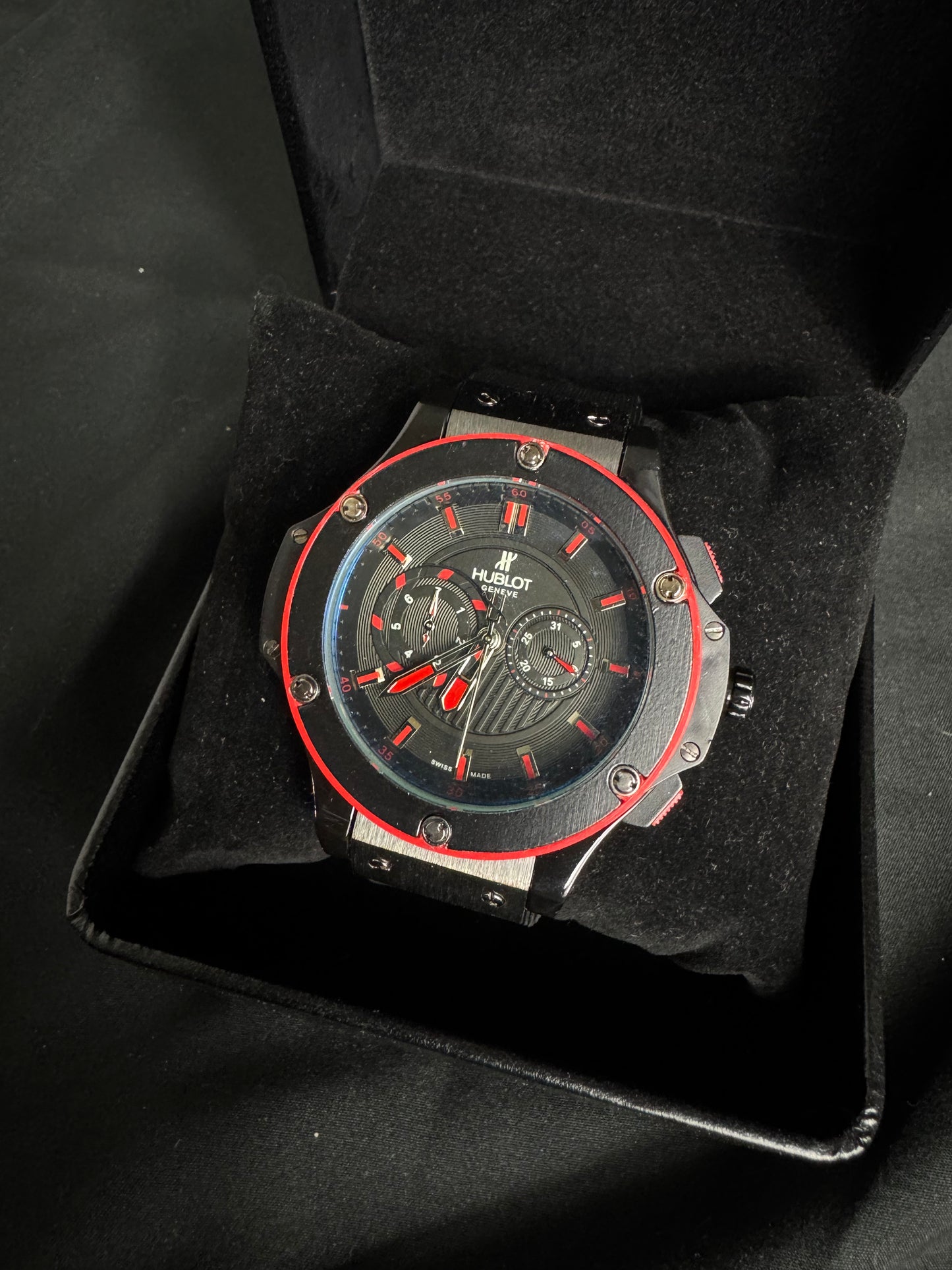 Hublot Big Bang Black Red Ceramic