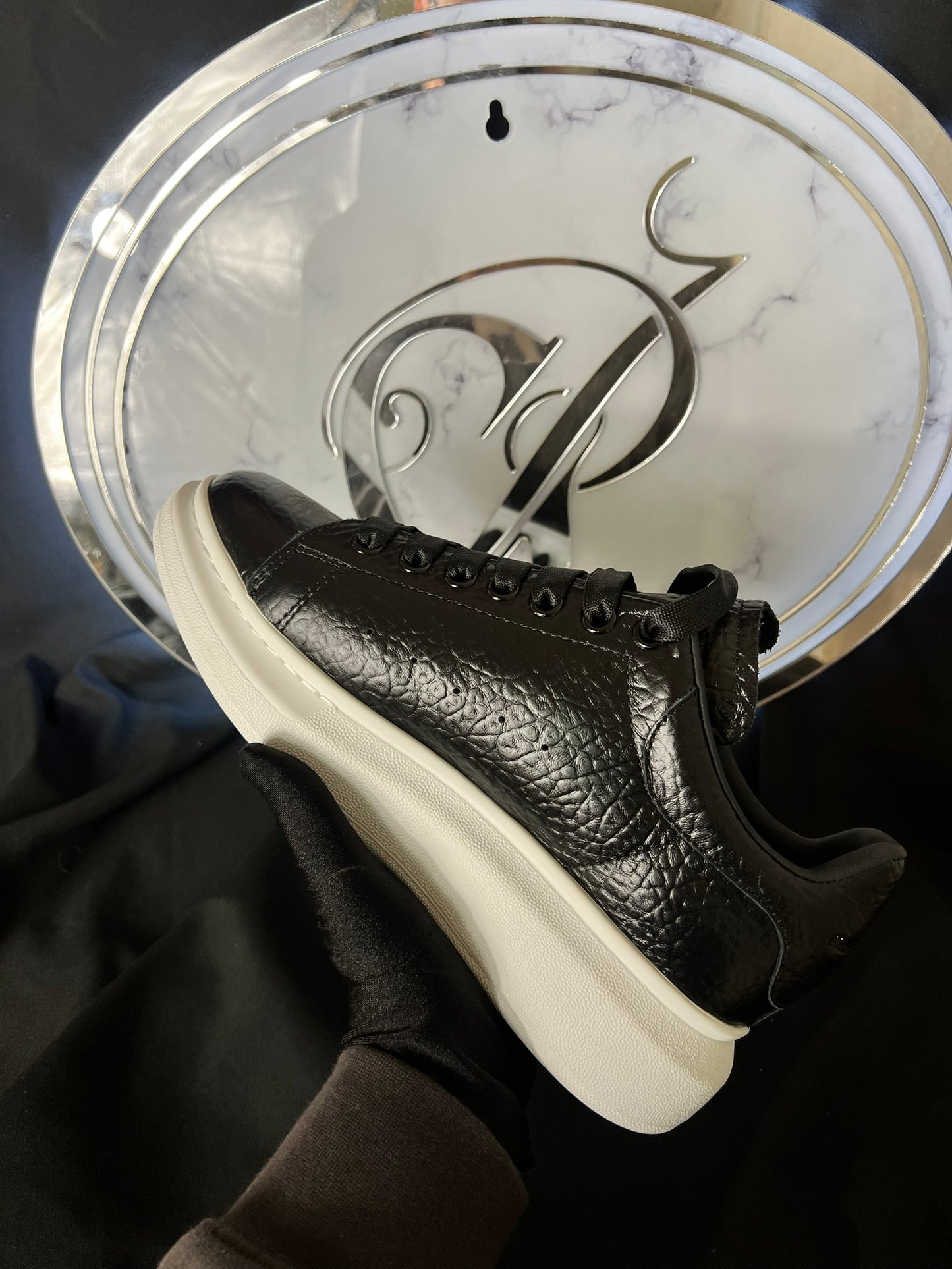 Alexander Mcqueen - Oversized Sneaker in Black