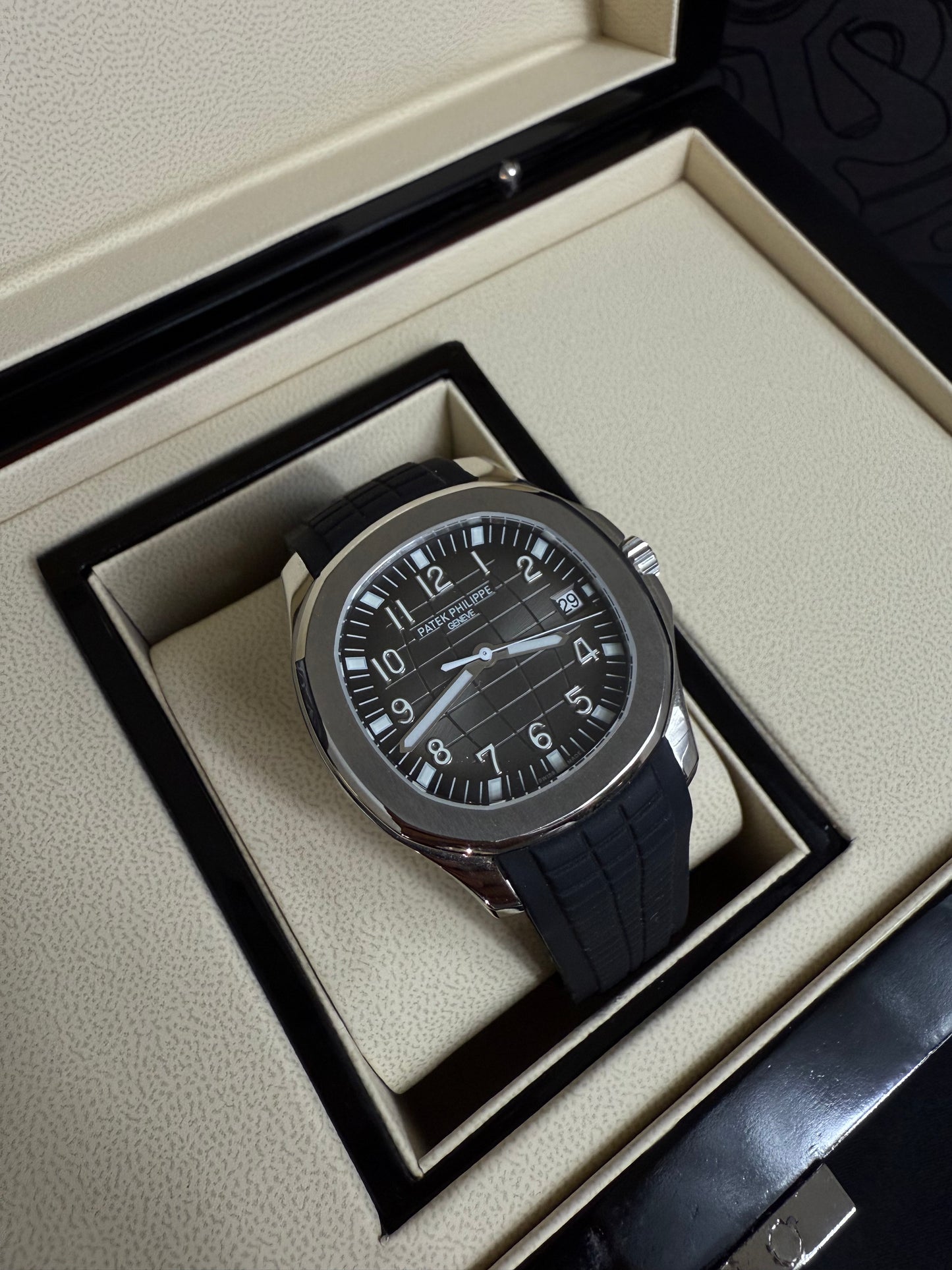 Patek Philippe Aquanaut Black