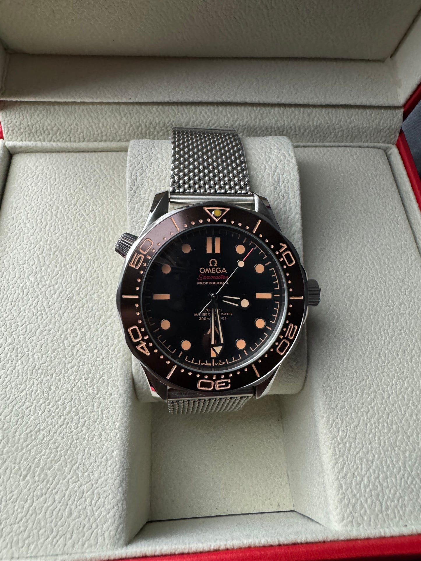 Omega Seamaster Diver 300M “007 Edition”