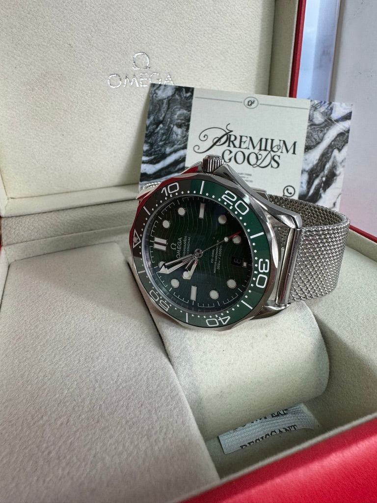 Omega Seamaster 007 Verde
