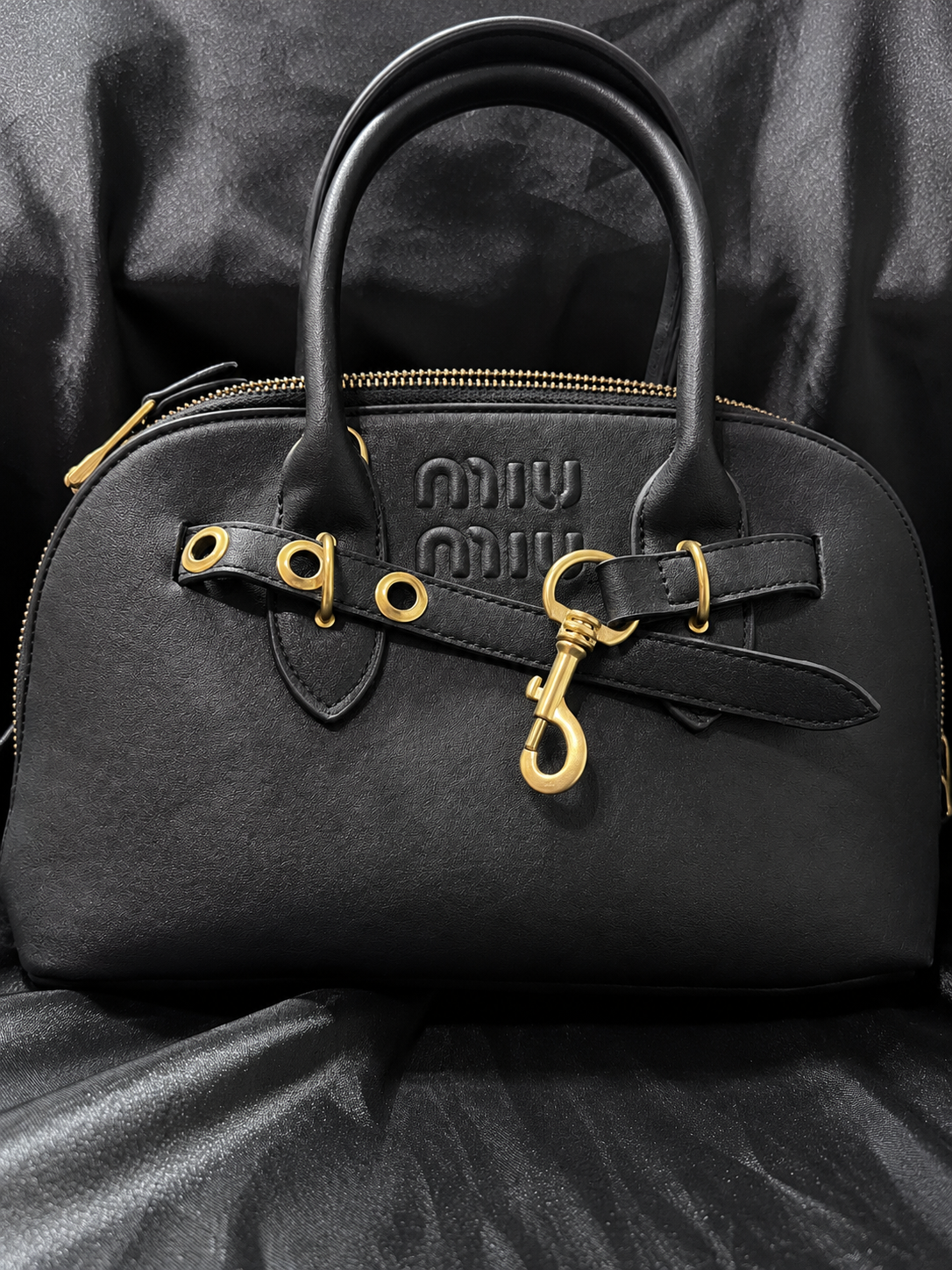 Miu Miu Arcadie Bowler Negra