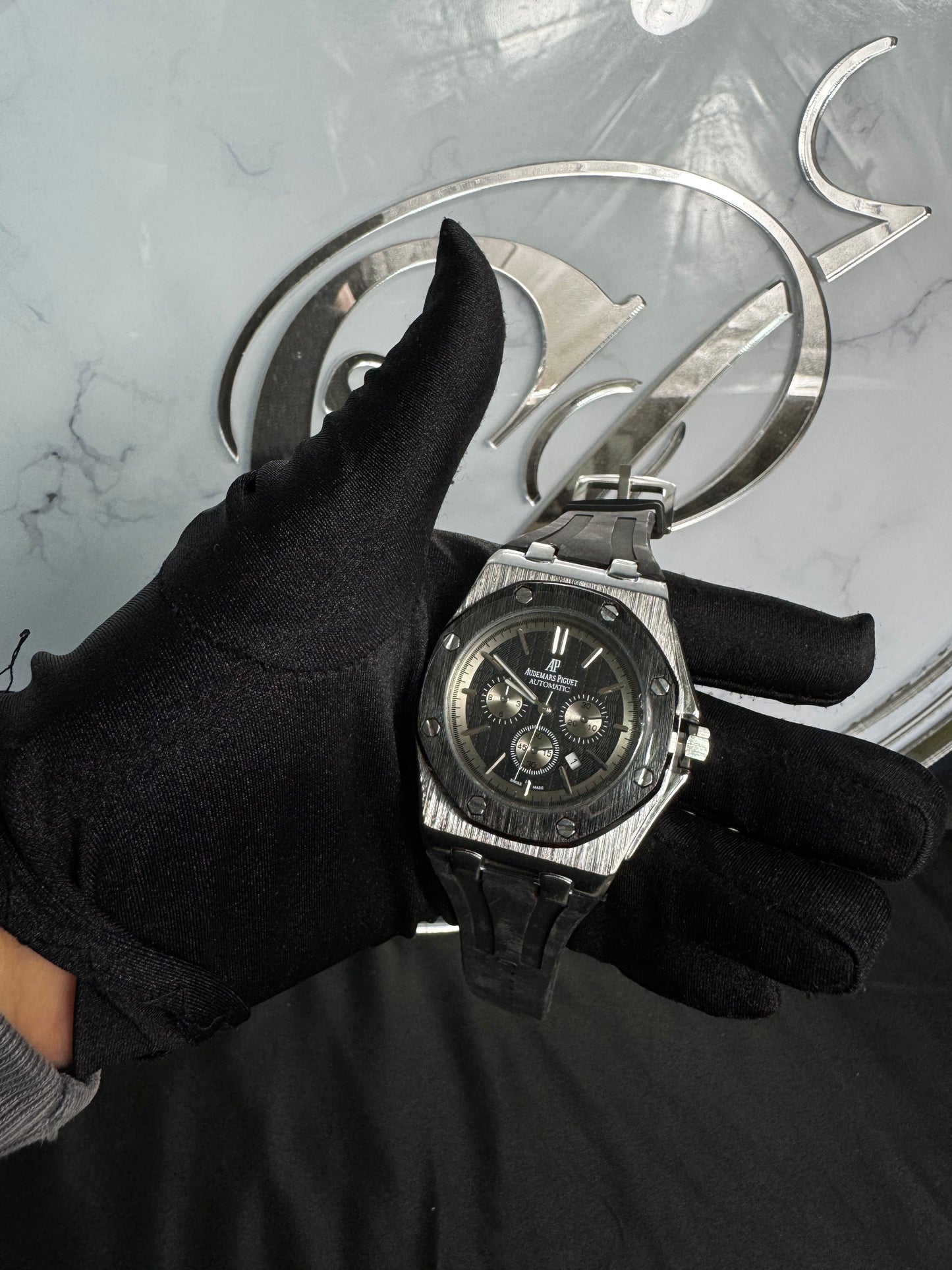 Reloj AP Royal Oak Negro con Plata