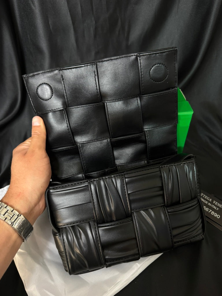 Bottega Veneta Woven Black