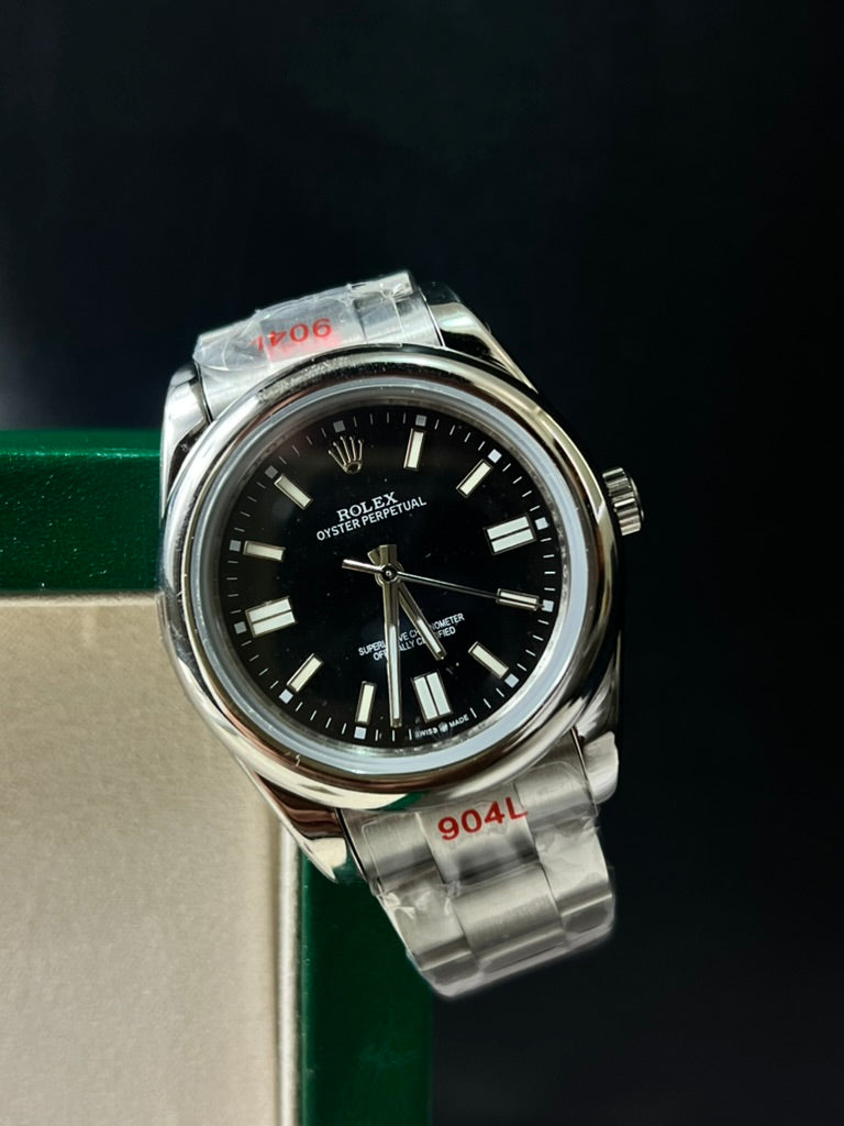 Rolex Oyster "Black"