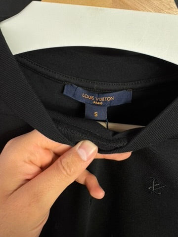 Playera Louis Vuitton Black Mini Logo UA