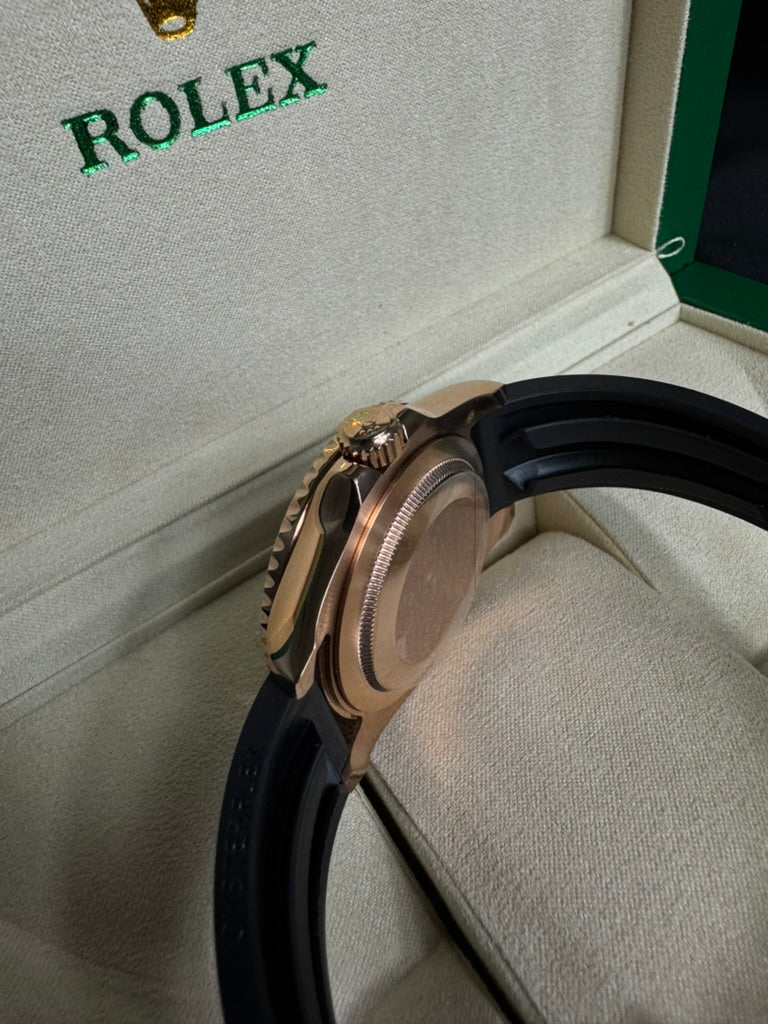 Rolex Yacht Rose Gold Rainbow Diamonds
