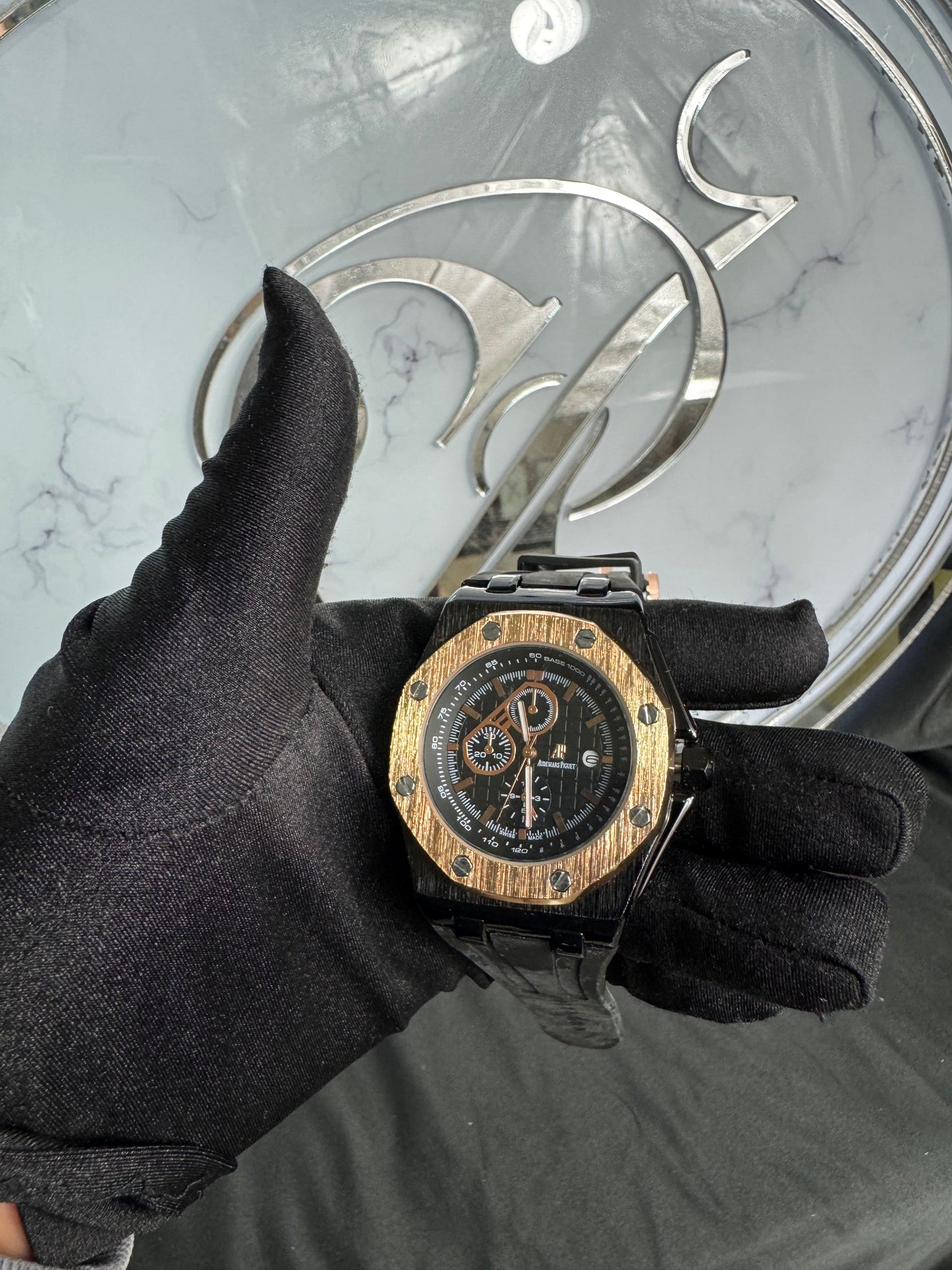 Reloj AP Royal Oak Negro con Dorado