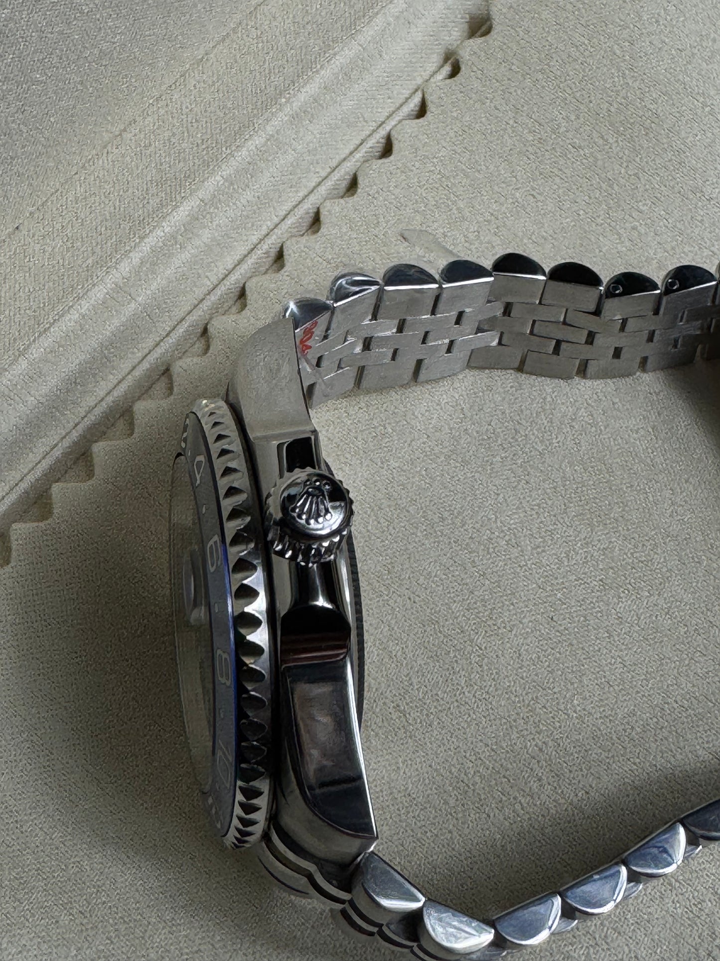 Rolex – GMT-Master II “Batgirl”