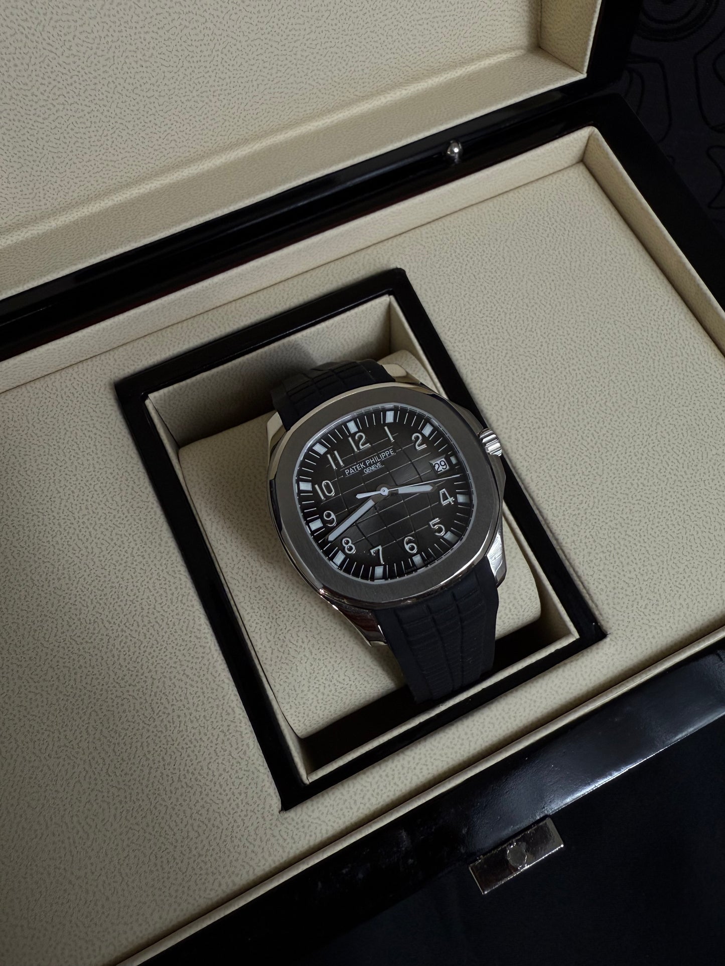 Patek Philippe Aquanaut Black