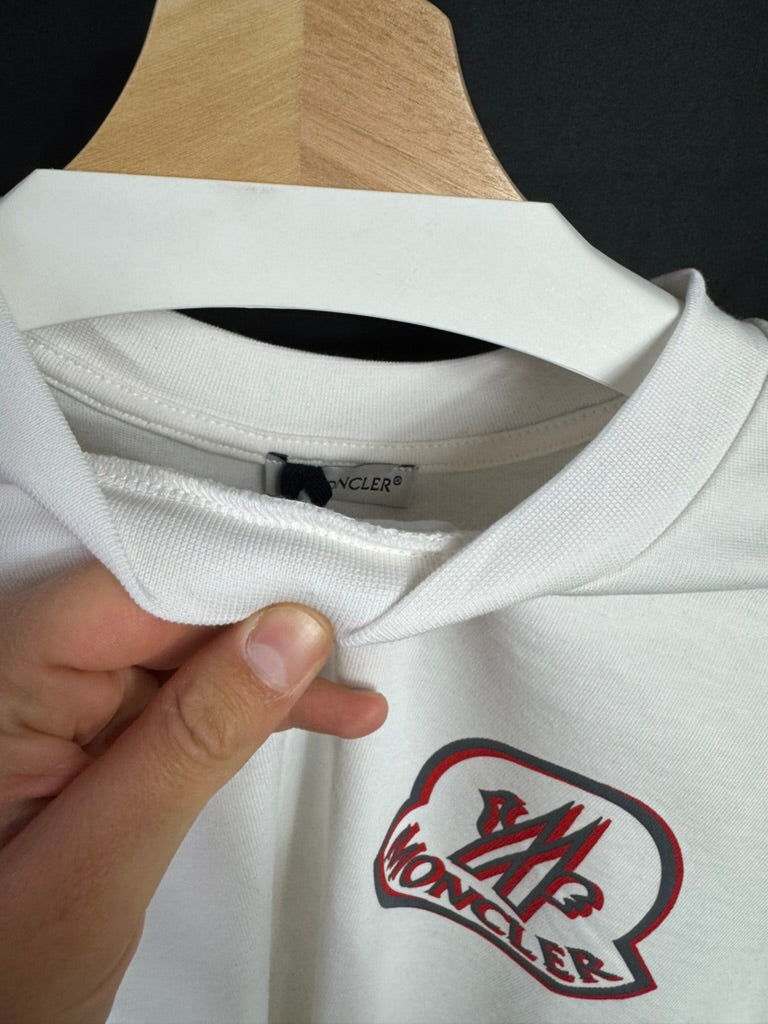 Playera Moncler Big Logo Blanca UA