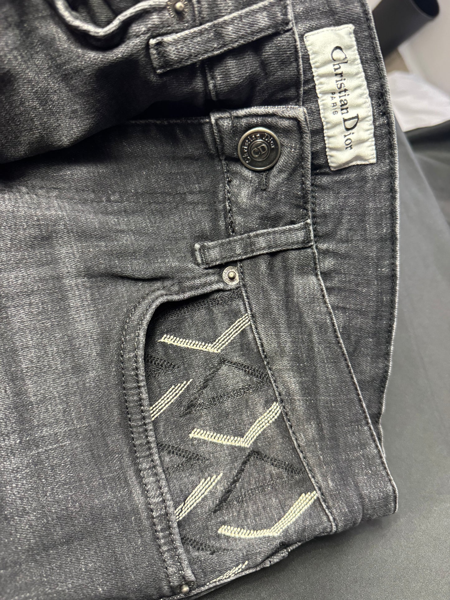Jeans Dior Negro Logos Bordados