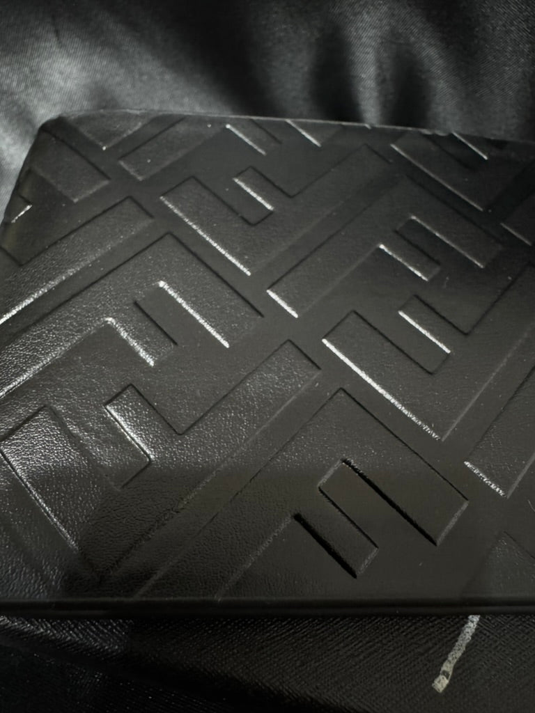 Fendi Cartera Classic F