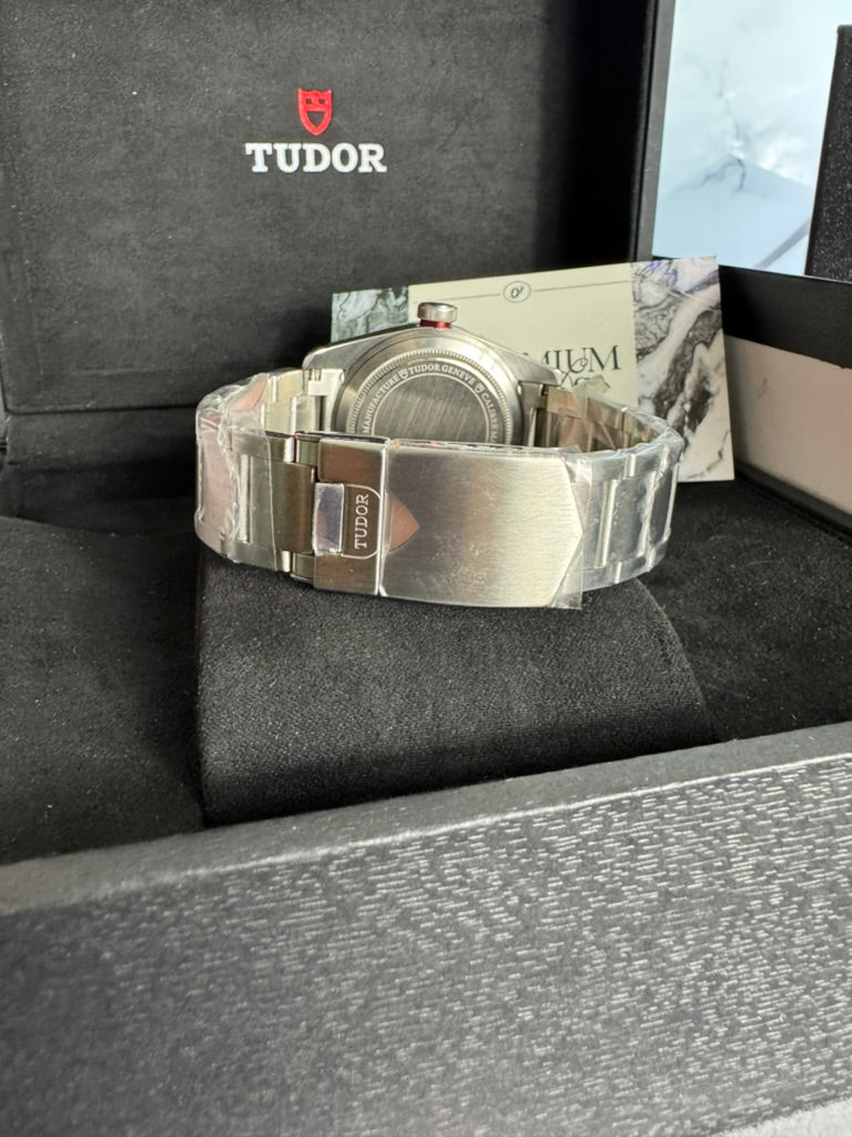 Tudor Black  Bay 58 Rojo