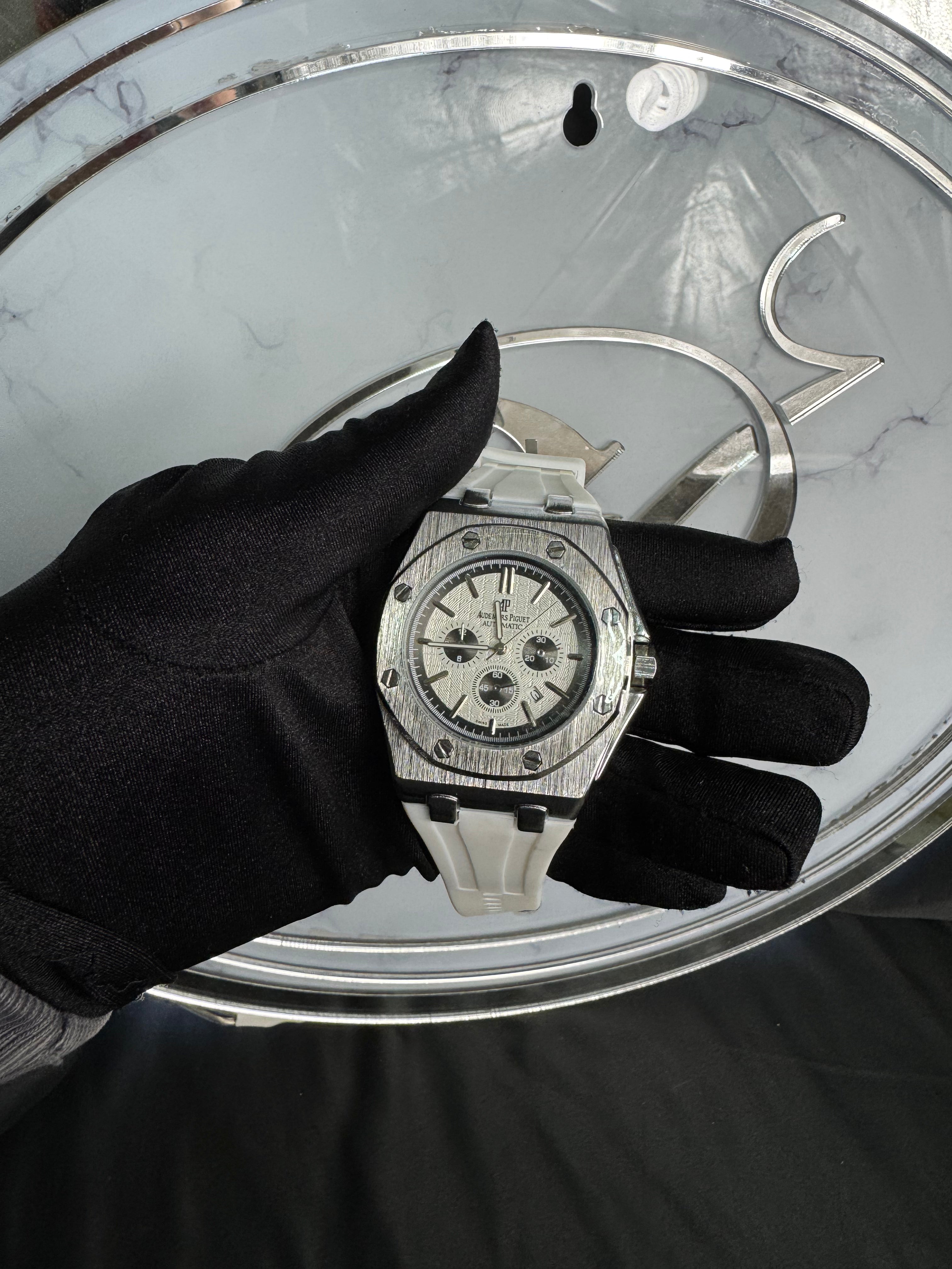Reloj AP Royal Oak Blanco – Premium Goods MX