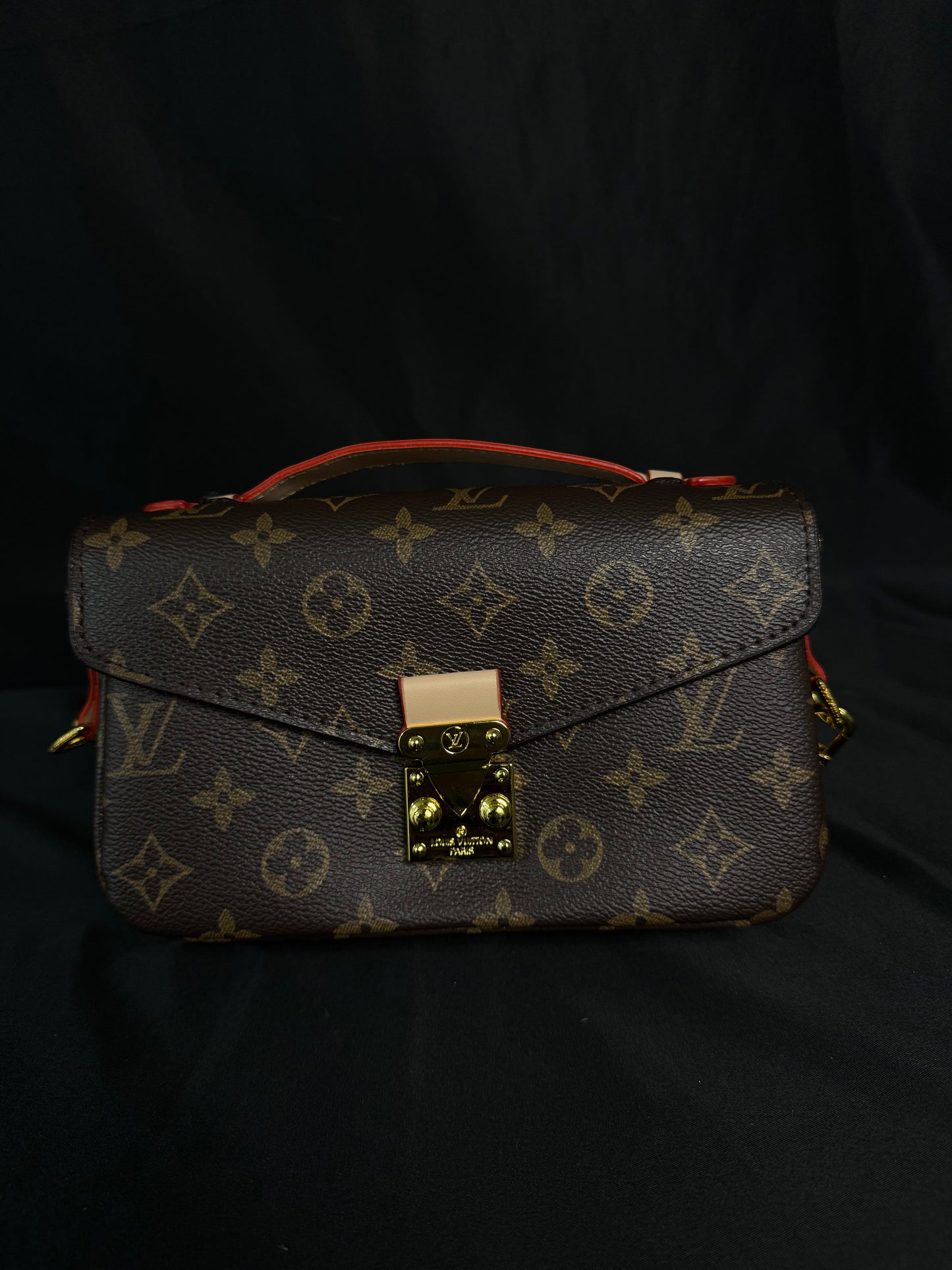 Louis Vuitton Pochette Métis Monogram