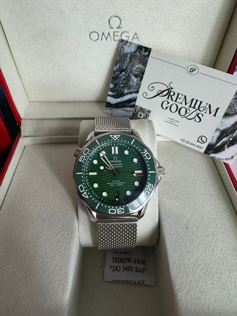Omega Seamaster 007 Verde
