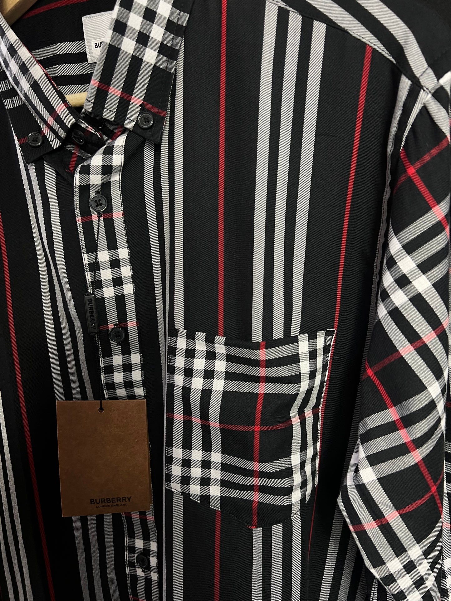 Camisa Burberry Clasica Negra UA