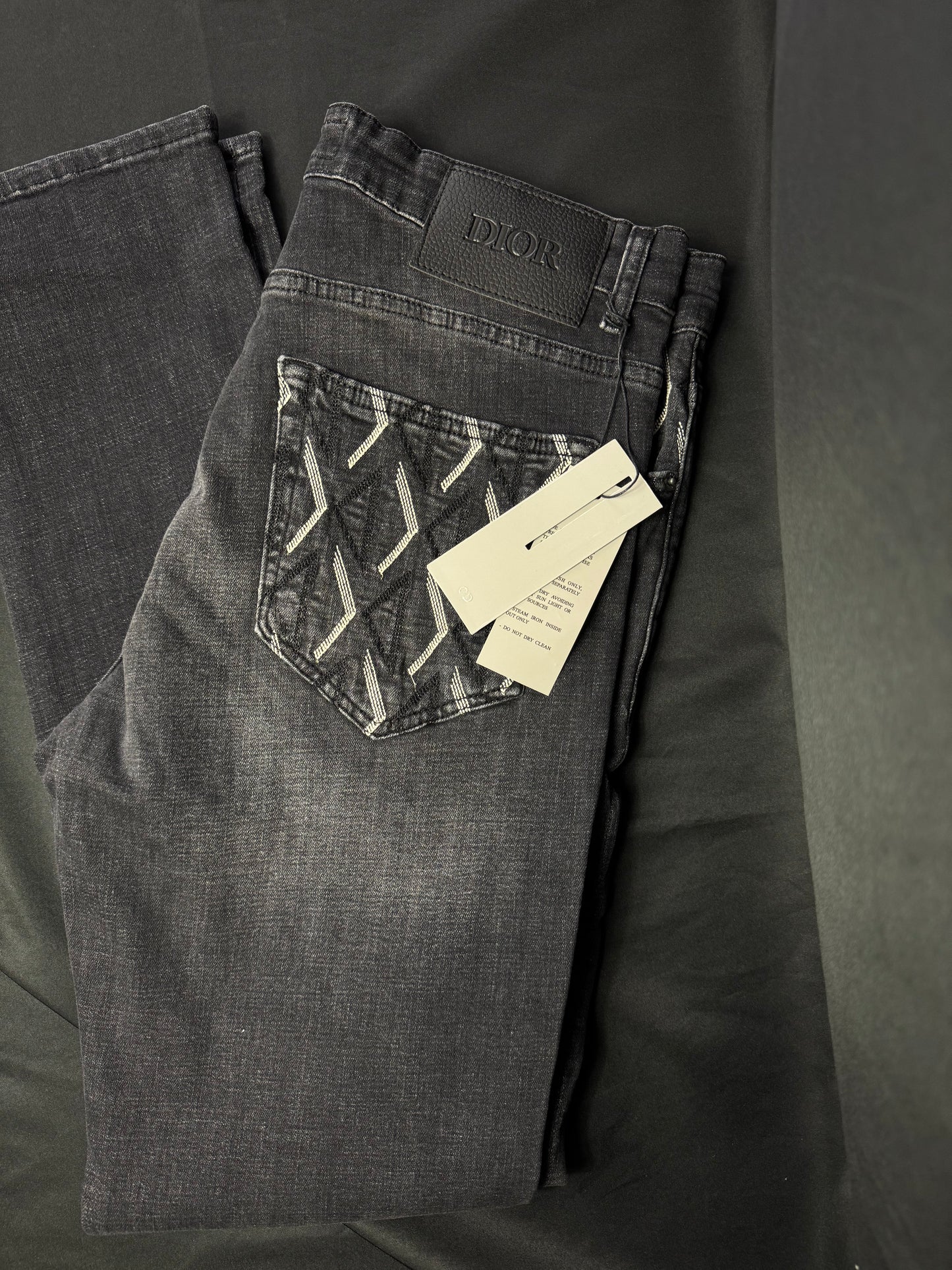Jeans Dior Negro Logos Bordados
