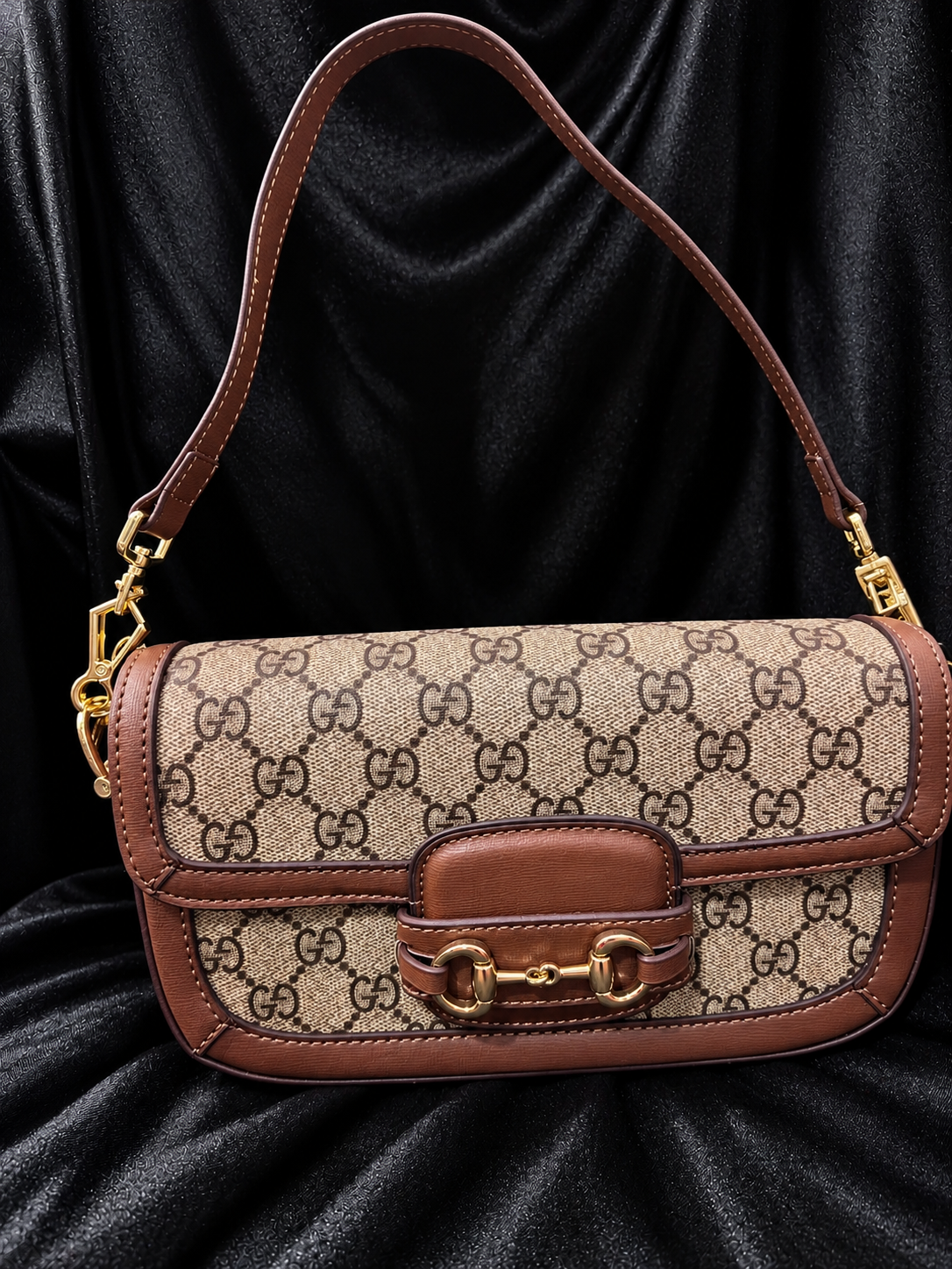 Gucci Horsebit 1955 GG Supreme Shoulder Bag