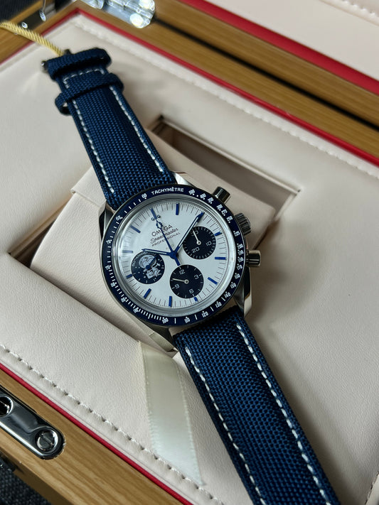 Omega Speedmaster "Snoopy" Suizo