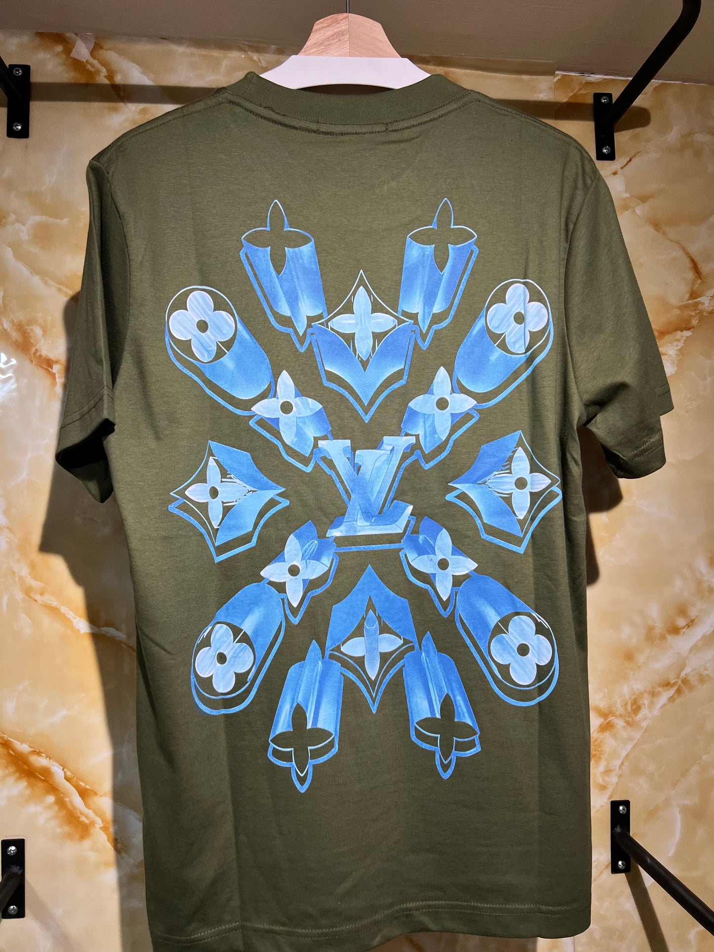 Louis Vuitton Monogram Tee Verde Oliva