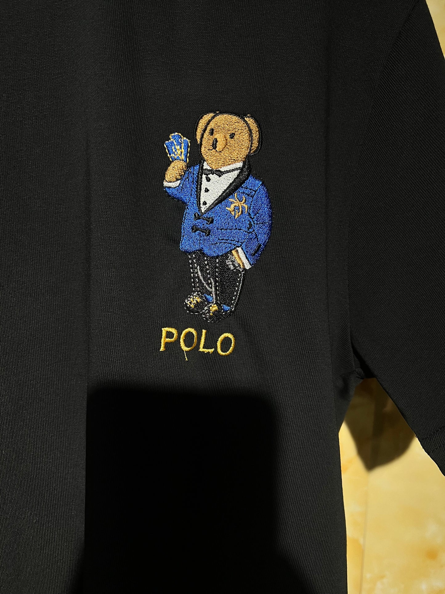 Polo “Casino Bear” Tee Negra