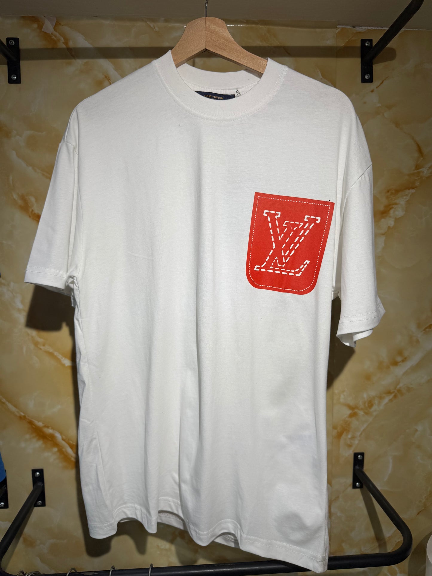 Louis Vuitton Blanca Monograma LV