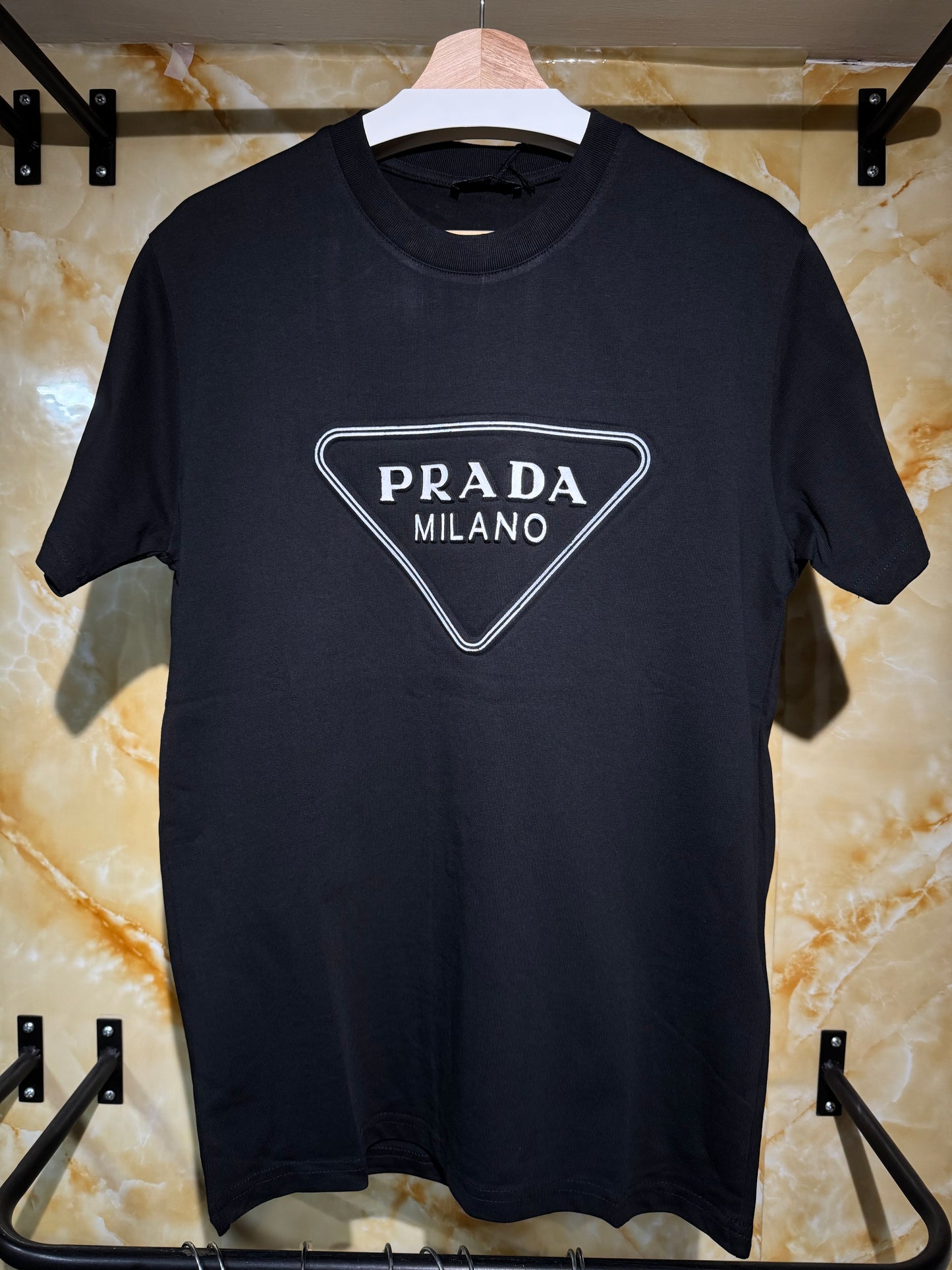 Playera Prada “Triangle Milano” – Negra