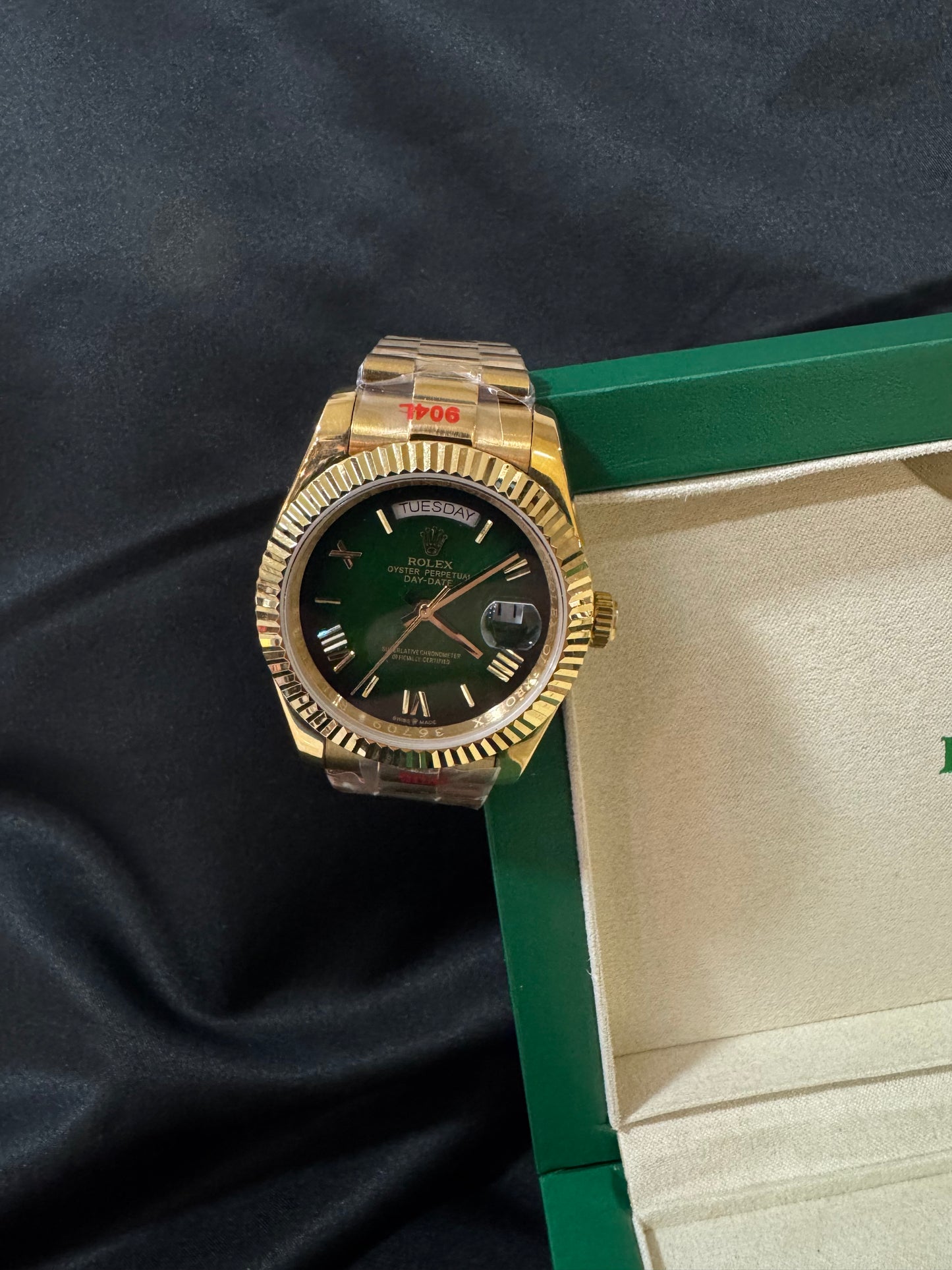 Rolex DAY-DATE Yellow Gold