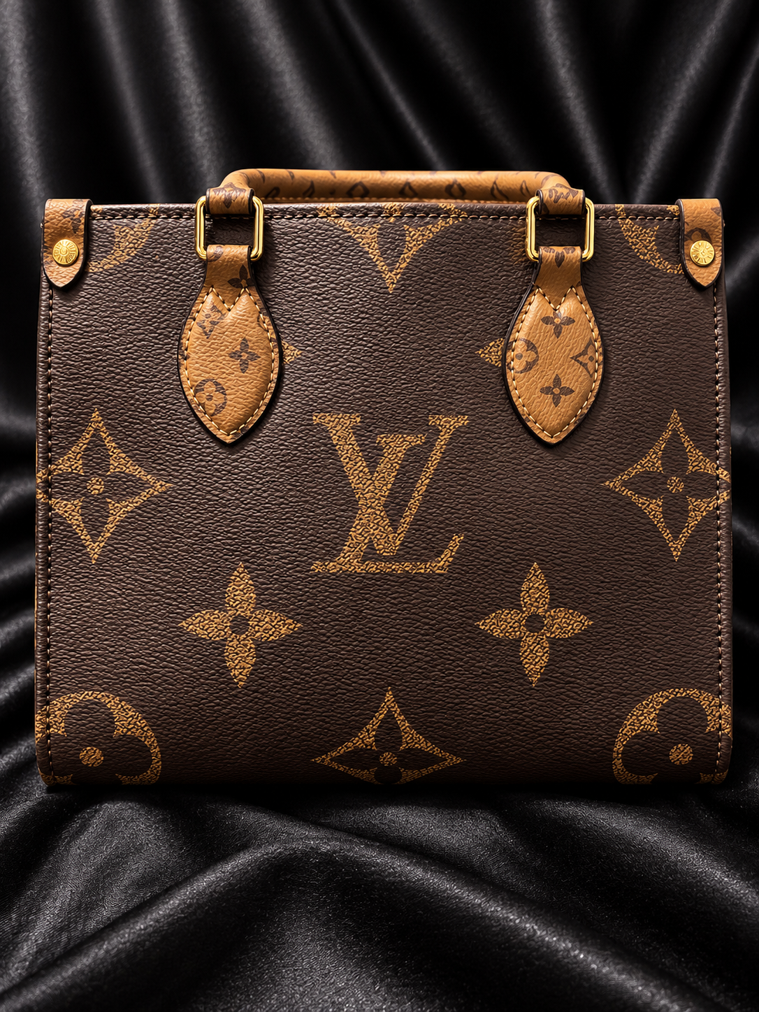 Louis Vuitton OnTheGo PM Monogram Reverse